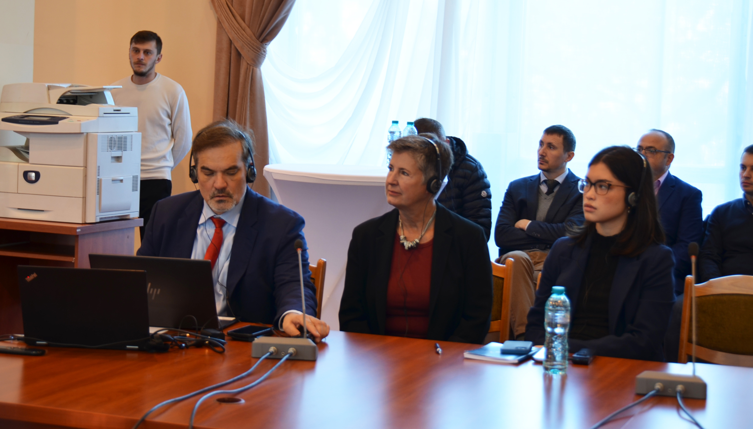 Dialog strategic între sectorul public și privat  