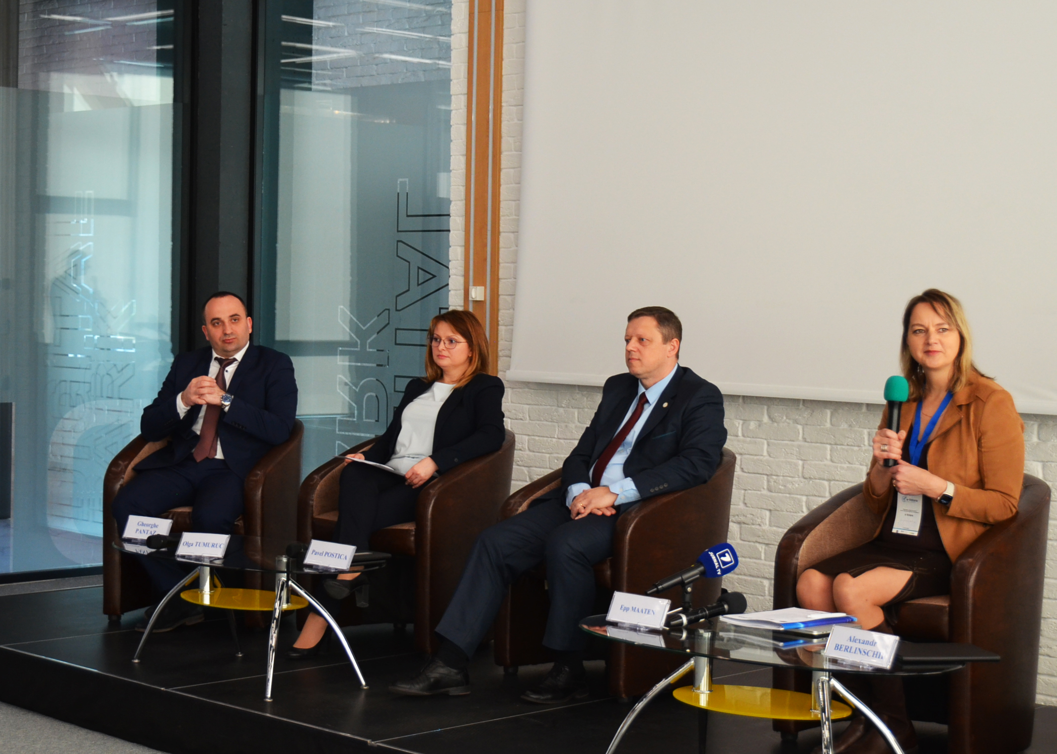 Consultări publice e-Votare