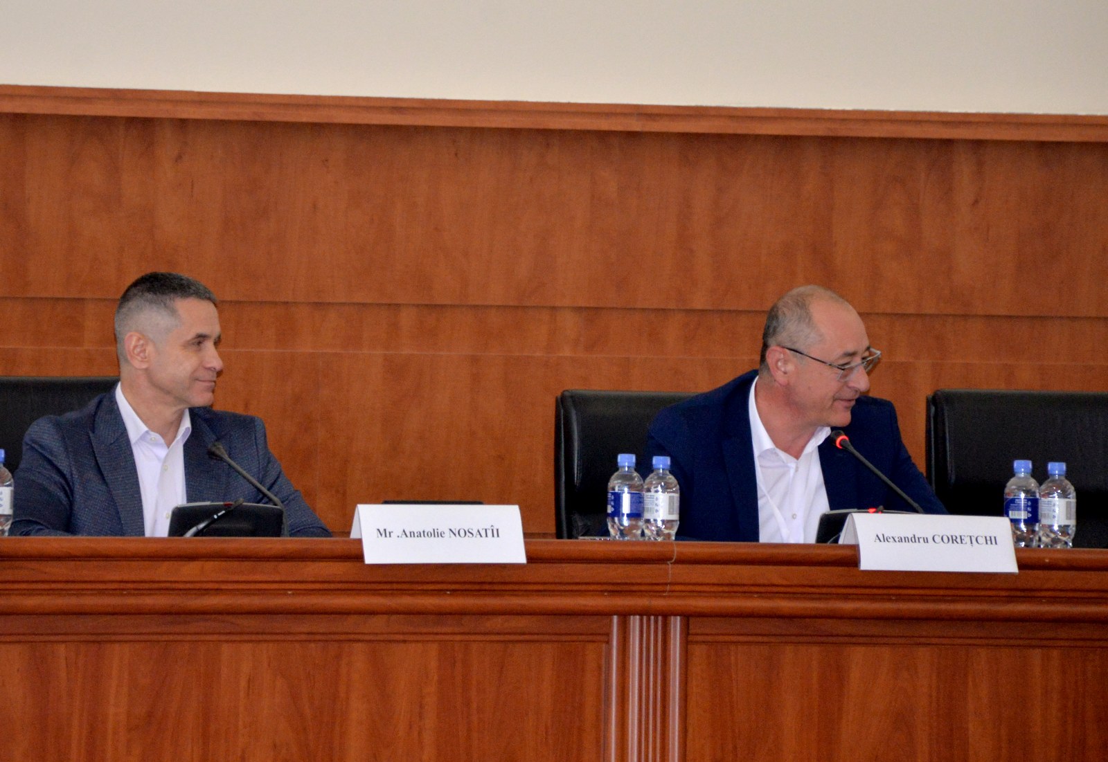 Conferință la Ministerul Apărării